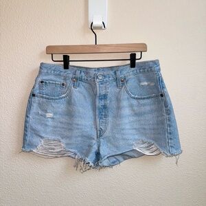 LEVI JEAN SHORTS